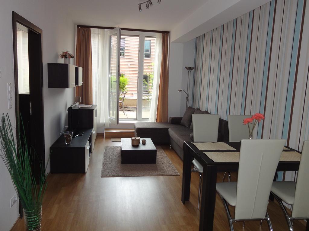City Apartments Budapeste Quarto foto